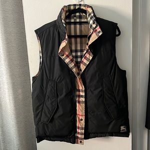 Burberry Black Vest with Beige Check Lining
